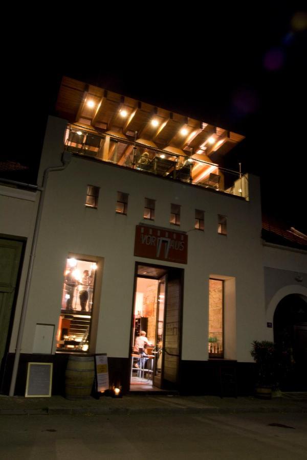 Apartment Weingut Guttmann - Schwalbennester Weiden am See