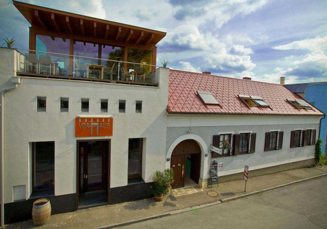 Weingut Guttmann - Schwalbennester * Weiden am See